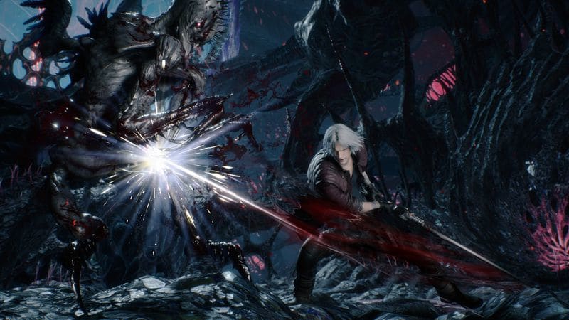 Similarities between DmC and classic Devil May Cry titles (gallery)